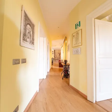 Lovely 4-bedroom 30m Sangiovanni Metro Apartmán *