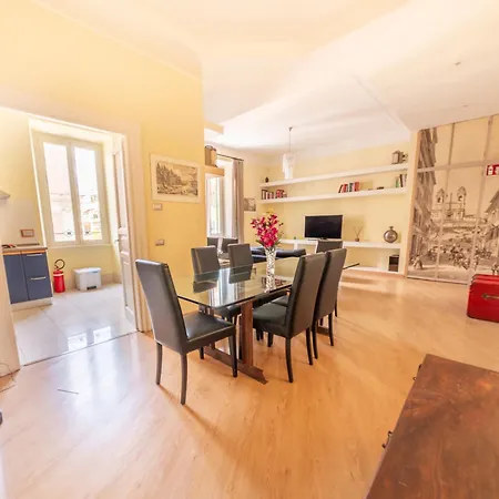 Lovely 4-bedroom 30m Sangiovanni Metro * Řím