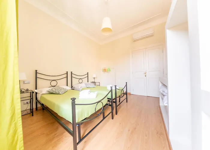 Apartamento Lovely 4-bedroom 30m Sangiovanni Metro Roma